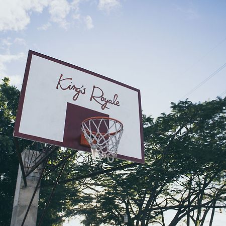King'S Royale Hotel And Resort Bacolor Ngoại thất bức ảnh